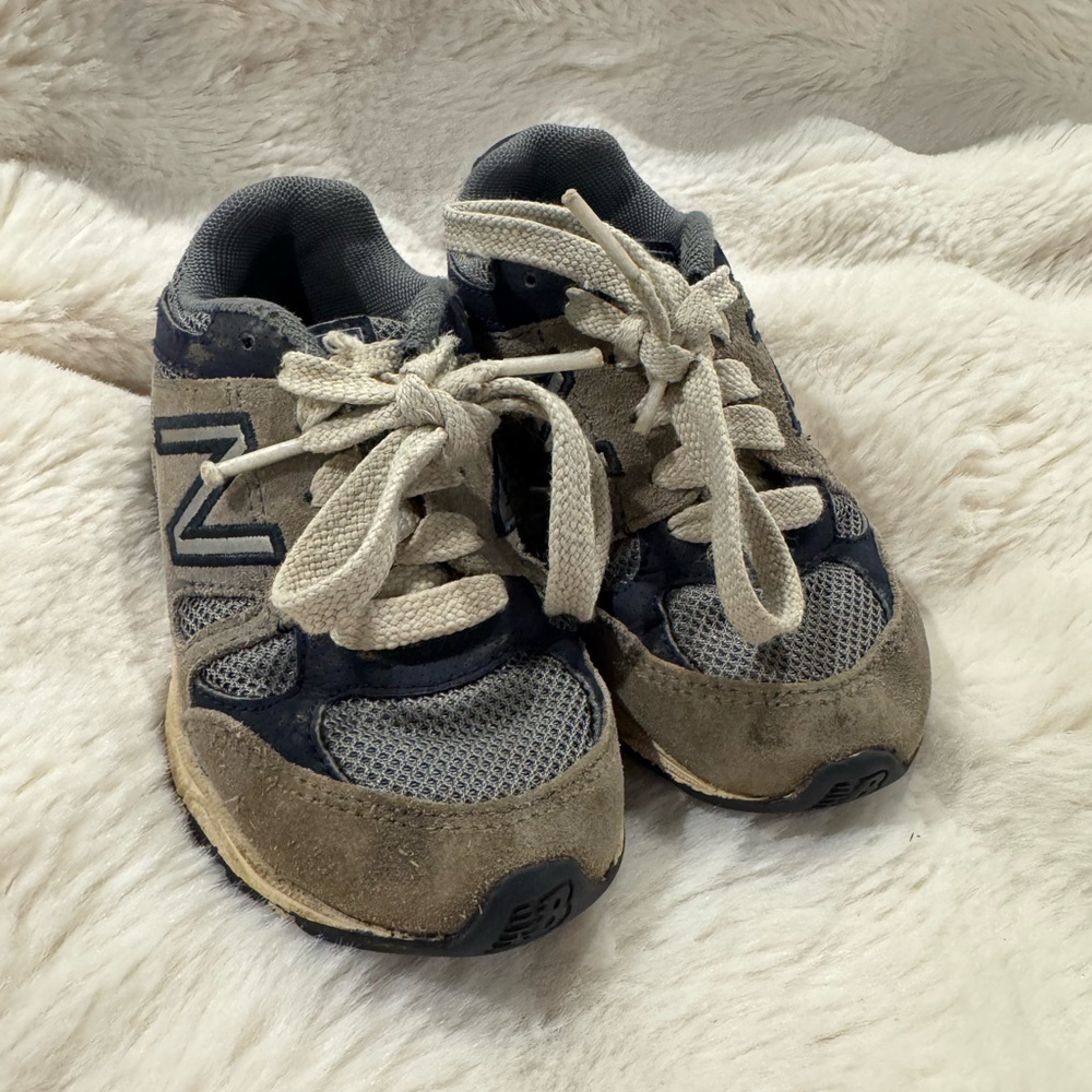 New Balance Kids' 888 Gray/Navy Running Shoes